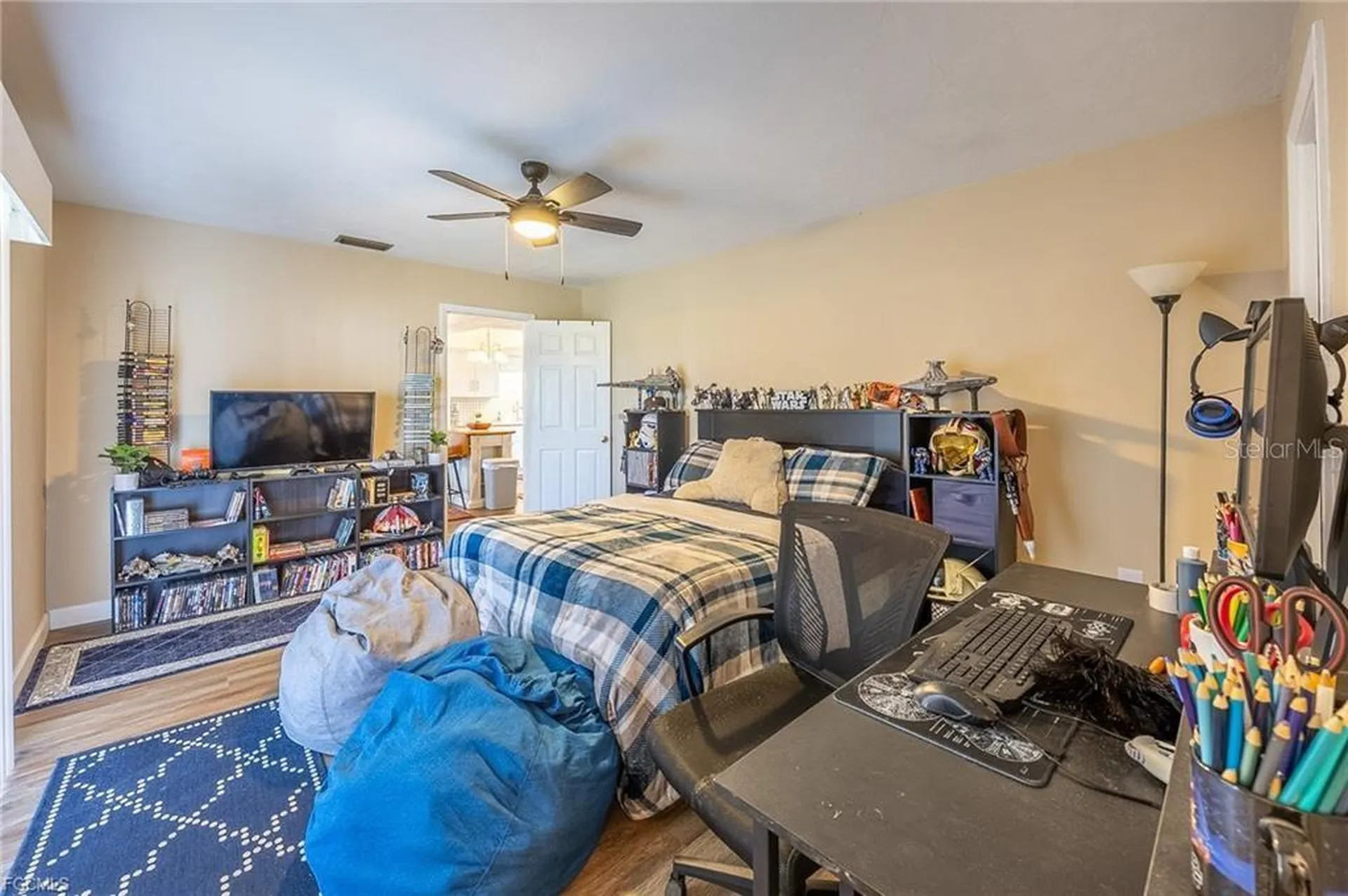 238 SE 9th Terrace Cape Coral FL 33990