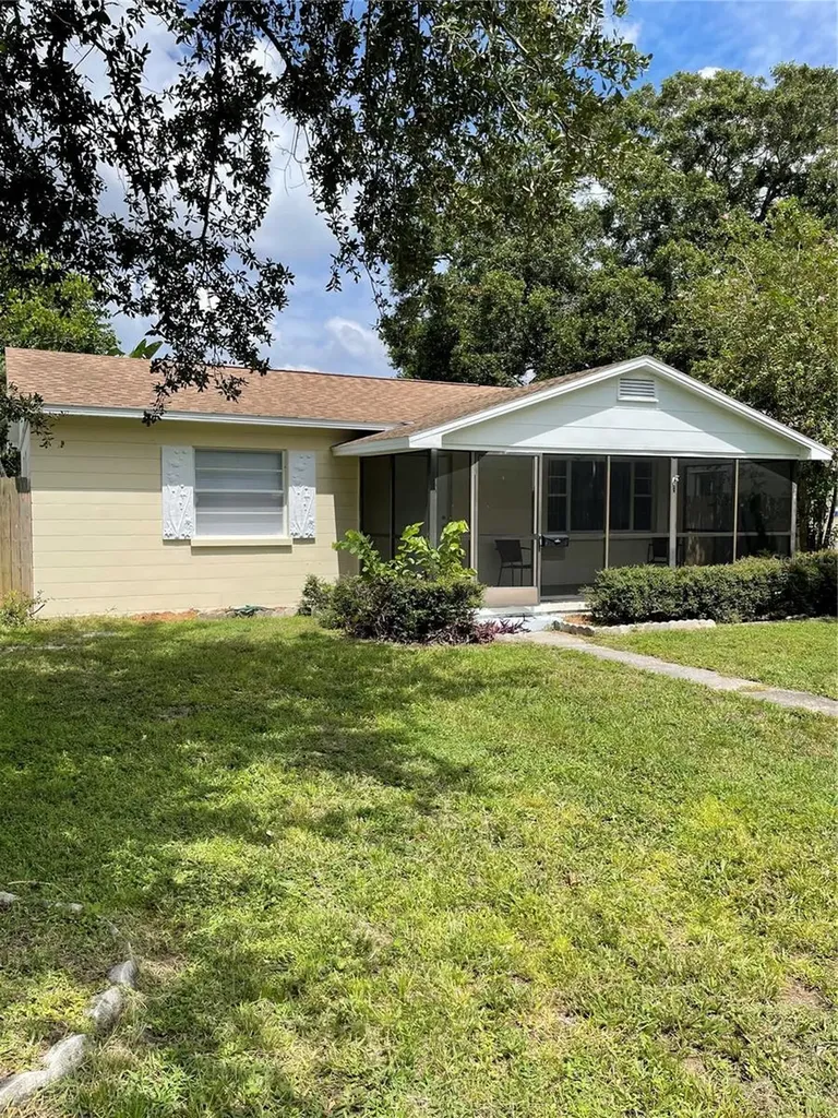 4083 30th Avenue N St Petersburg FL 33713