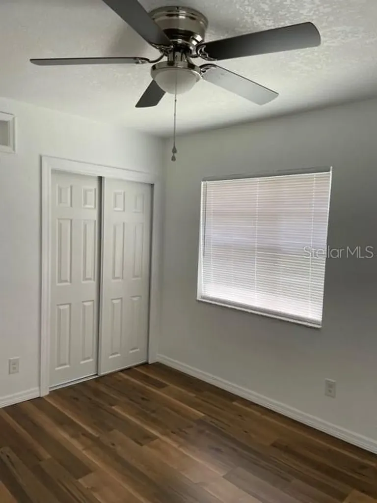 4083 30th Avenue N St Petersburg FL 33713