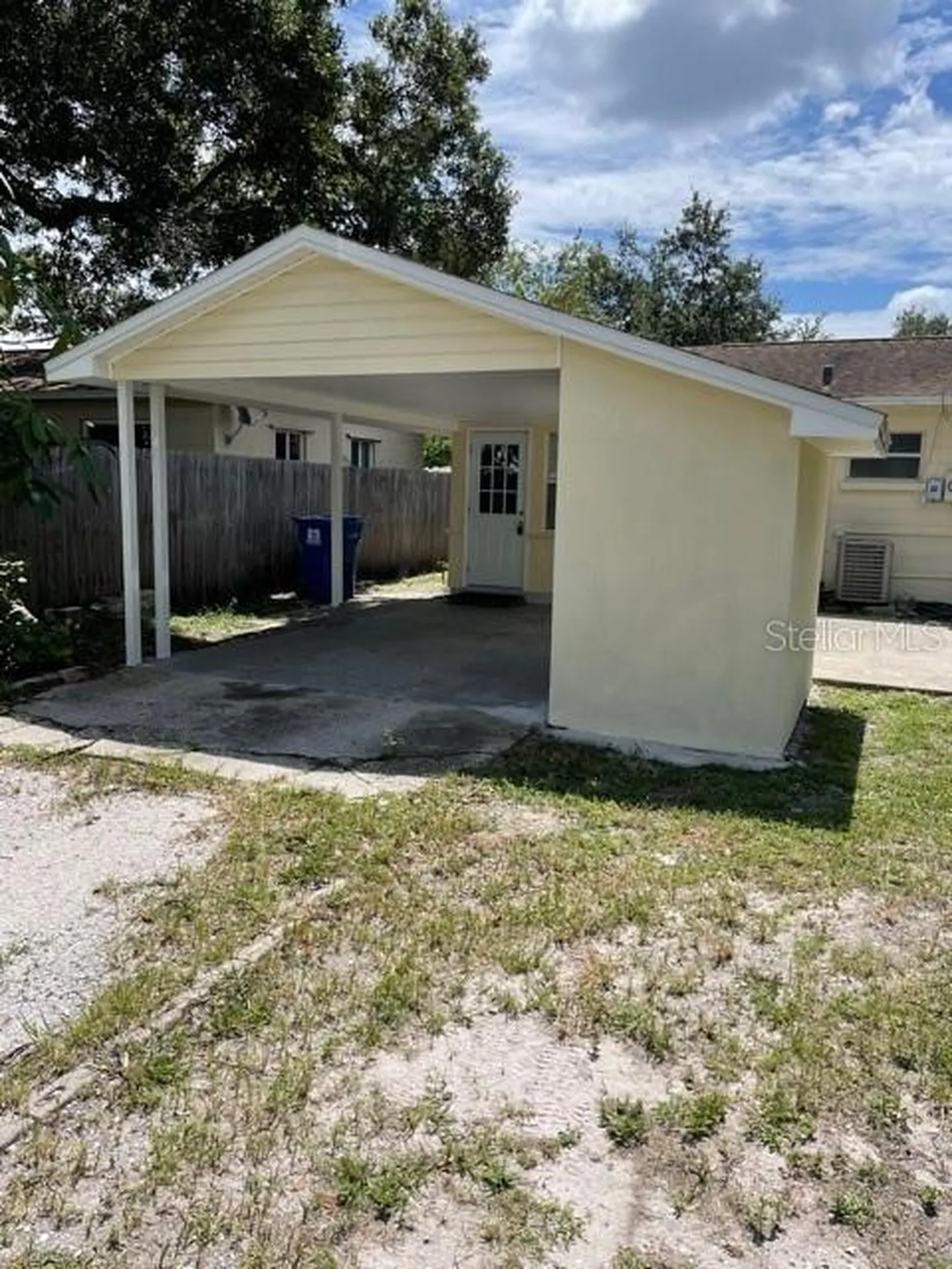 4083 30th Avenue N St Petersburg FL 33713
