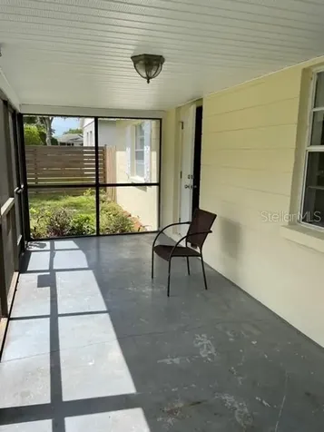 4083 30th Avenue N St Petersburg FL 33713