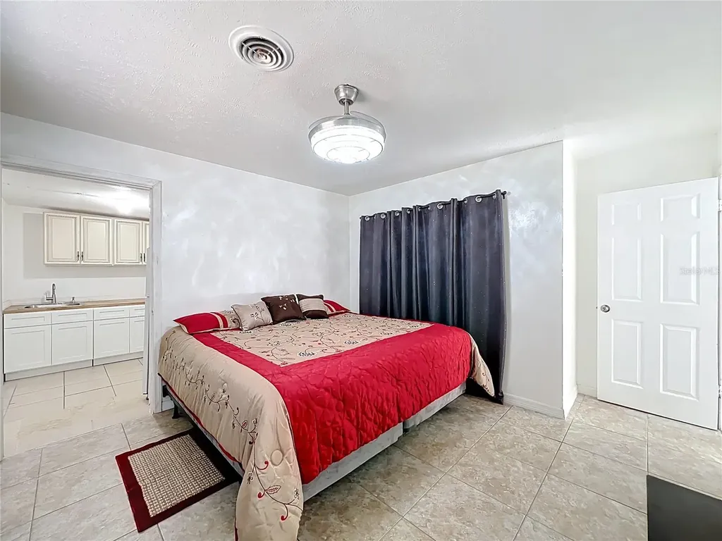 3802 Westgate Road Orlando FL 32808