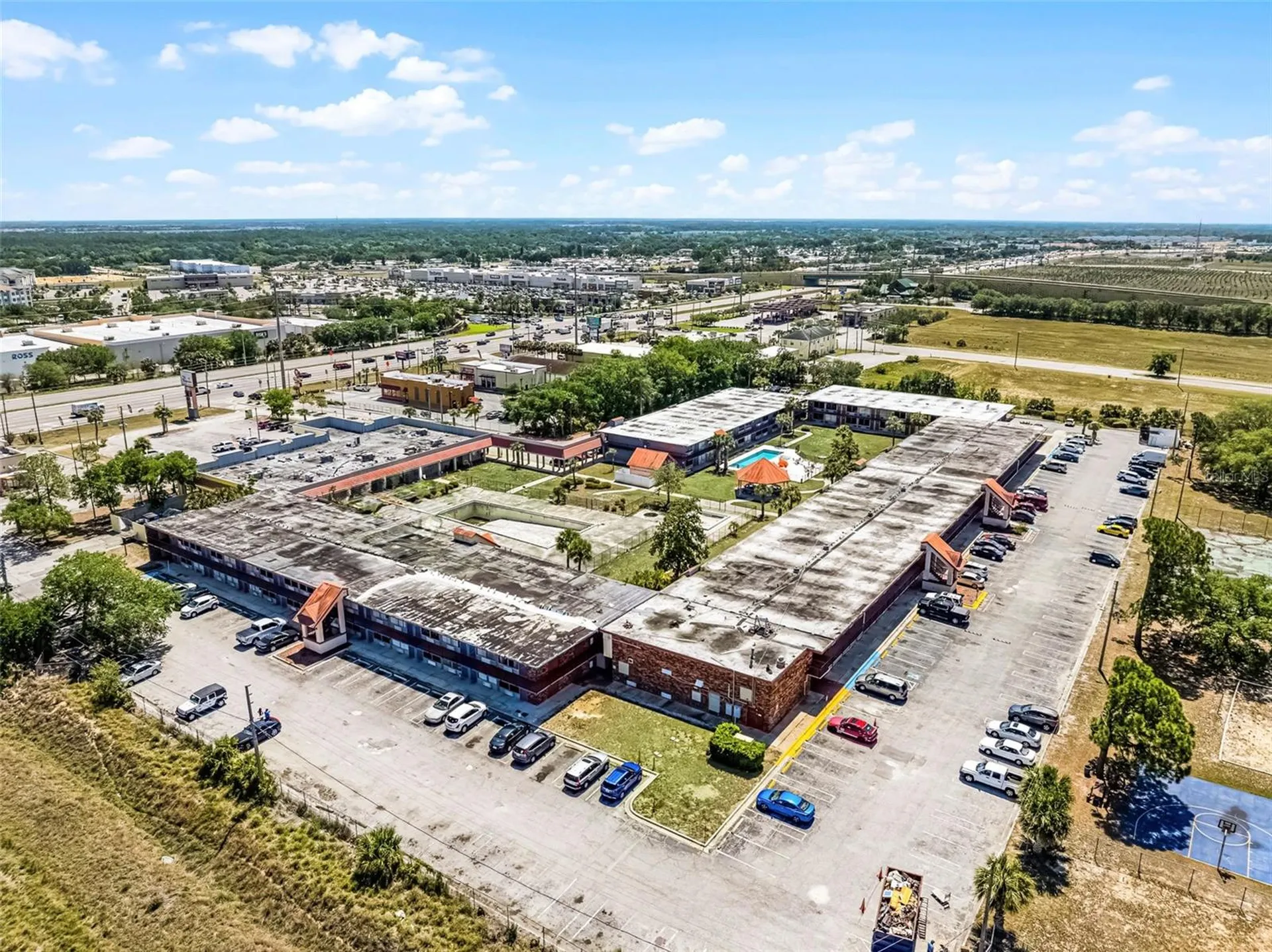 43420 Highway 27 Davenport FL 33837