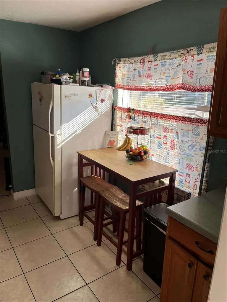 4325 Lake Lawne Avenue Orlando FL 32808