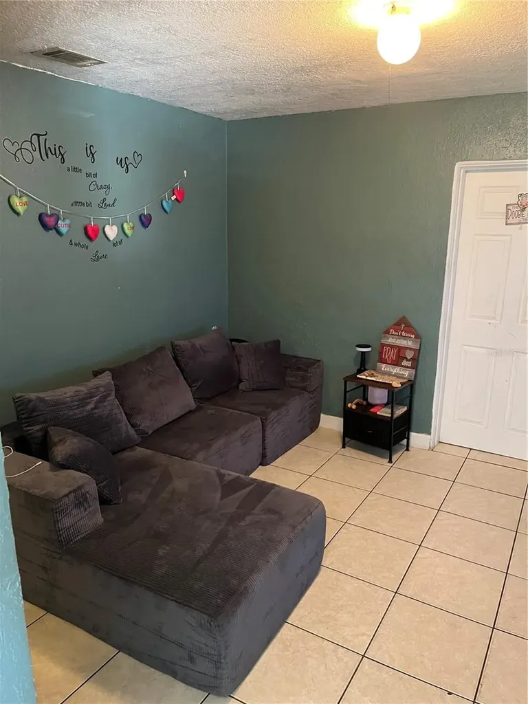 4325 Lake Lawne Avenue Orlando FL 32808