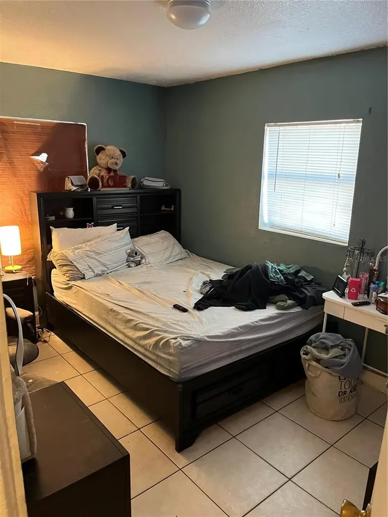 4325 Lake Lawne Avenue Orlando FL 32808