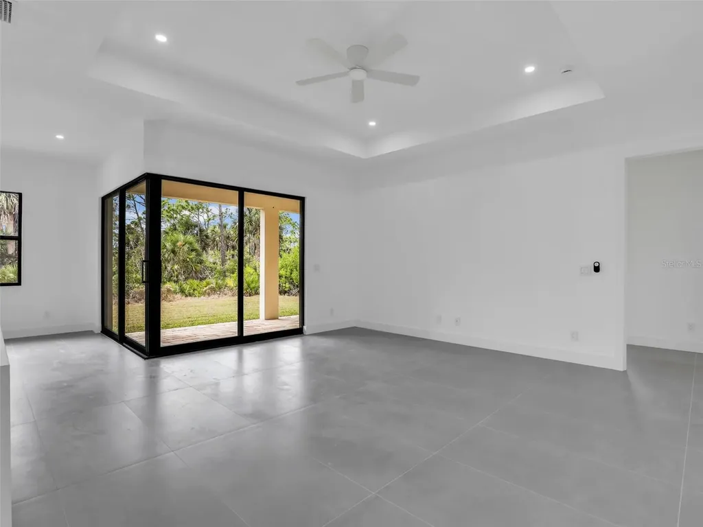11153 Carnegie Avenue Englewood FL 34224