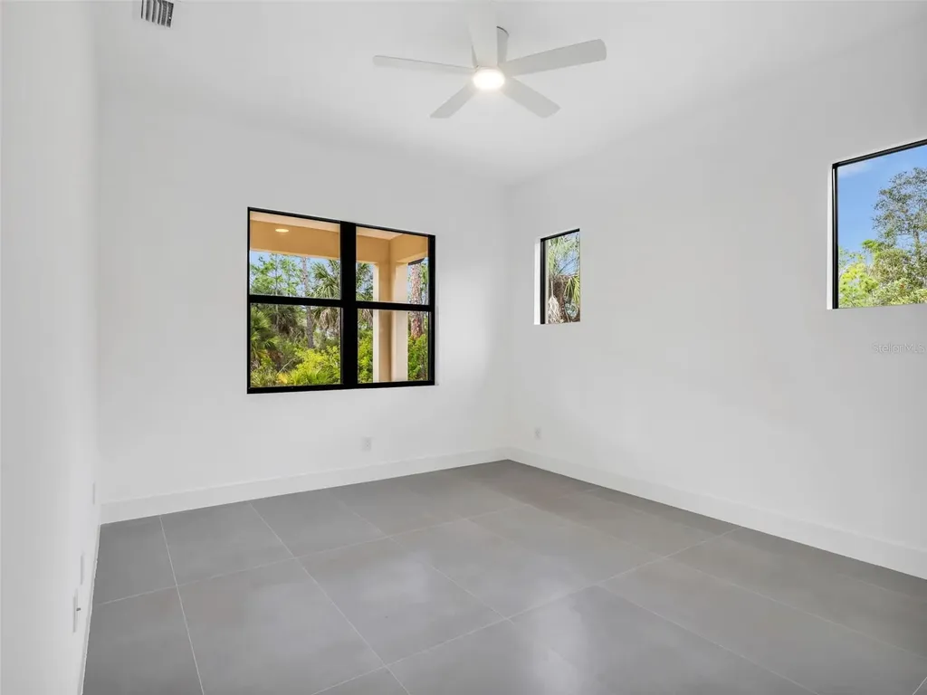 11153 Carnegie Avenue Englewood FL 34224