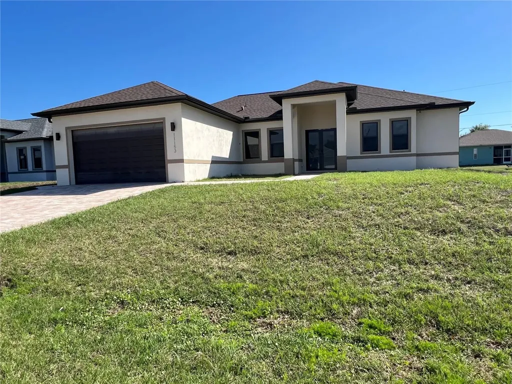 11153 Carnegie Avenue Englewood FL 34224