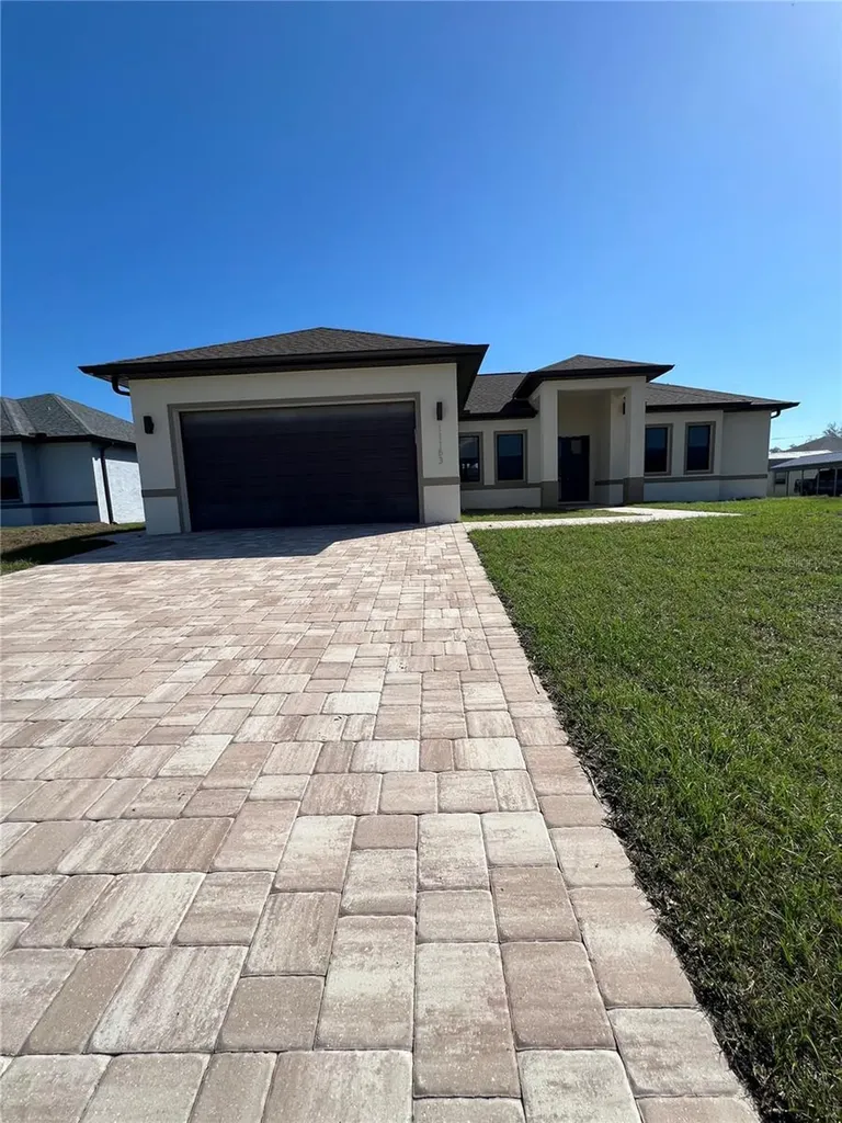 11153 Carnegie Avenue Englewood FL 34224