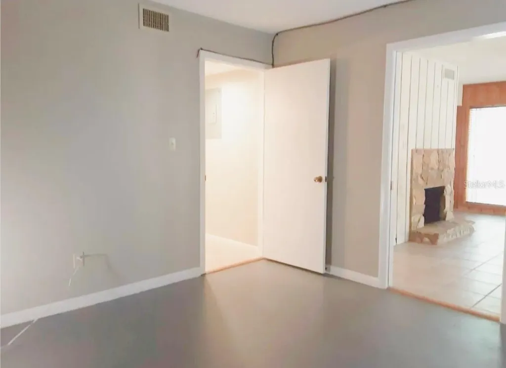 1056 E Michigan Street Orlando FL 32806