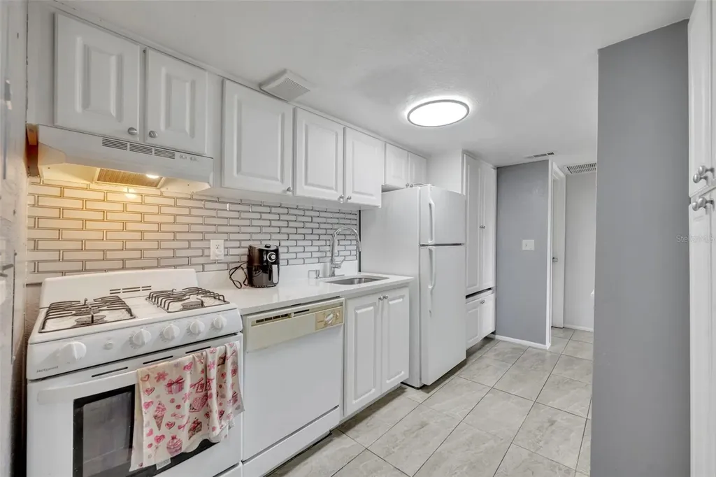 145 Oyster Bay Circle Altamonte Springs FL 32701