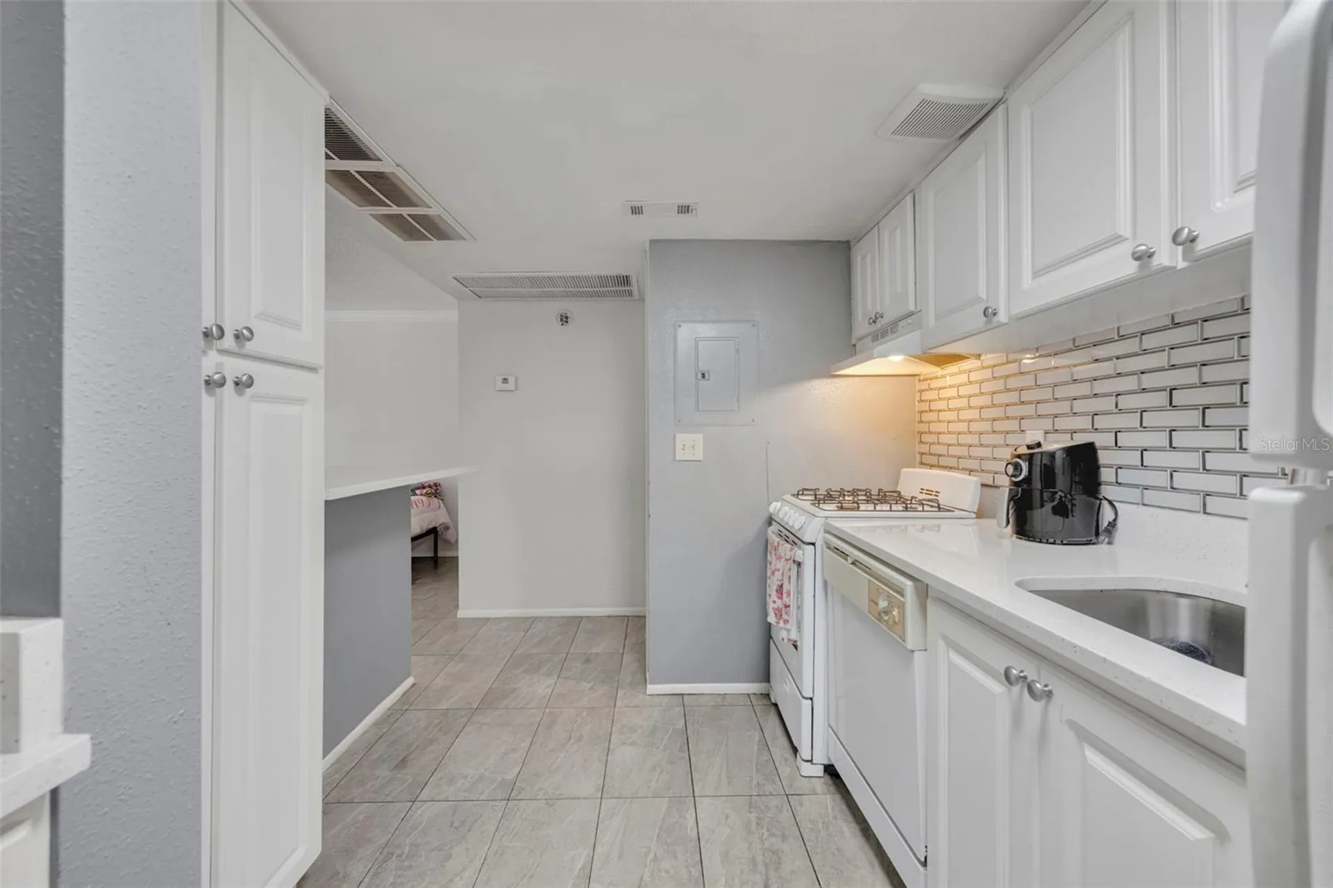 145 Oyster Bay Circle Altamonte Springs FL 32701
