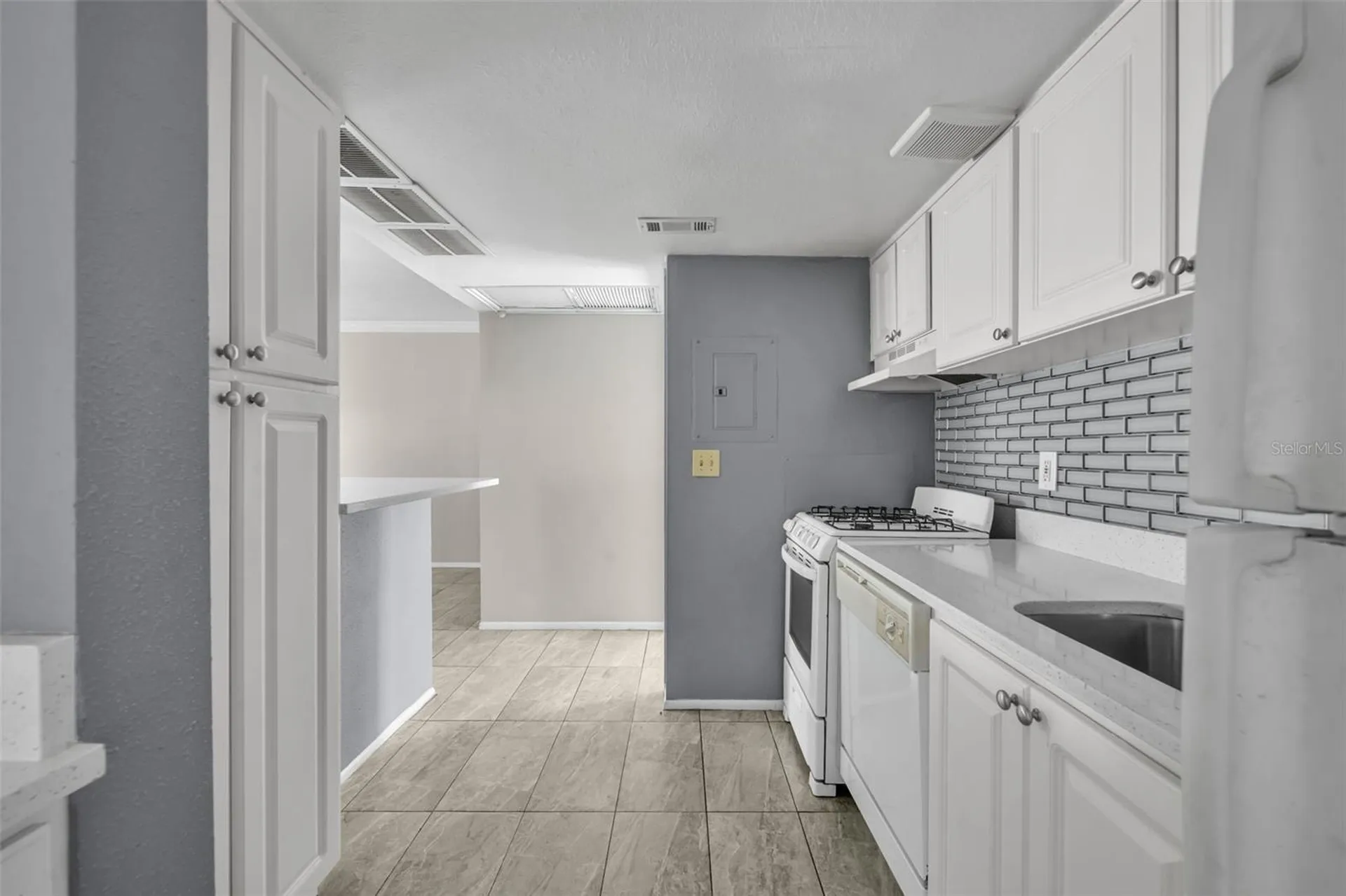 145 Oyster Bay Circle Altamonte Springs FL 32701