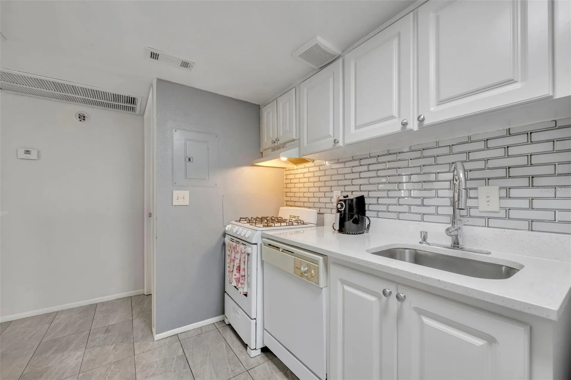 145 Oyster Bay Circle Altamonte Springs FL 32701