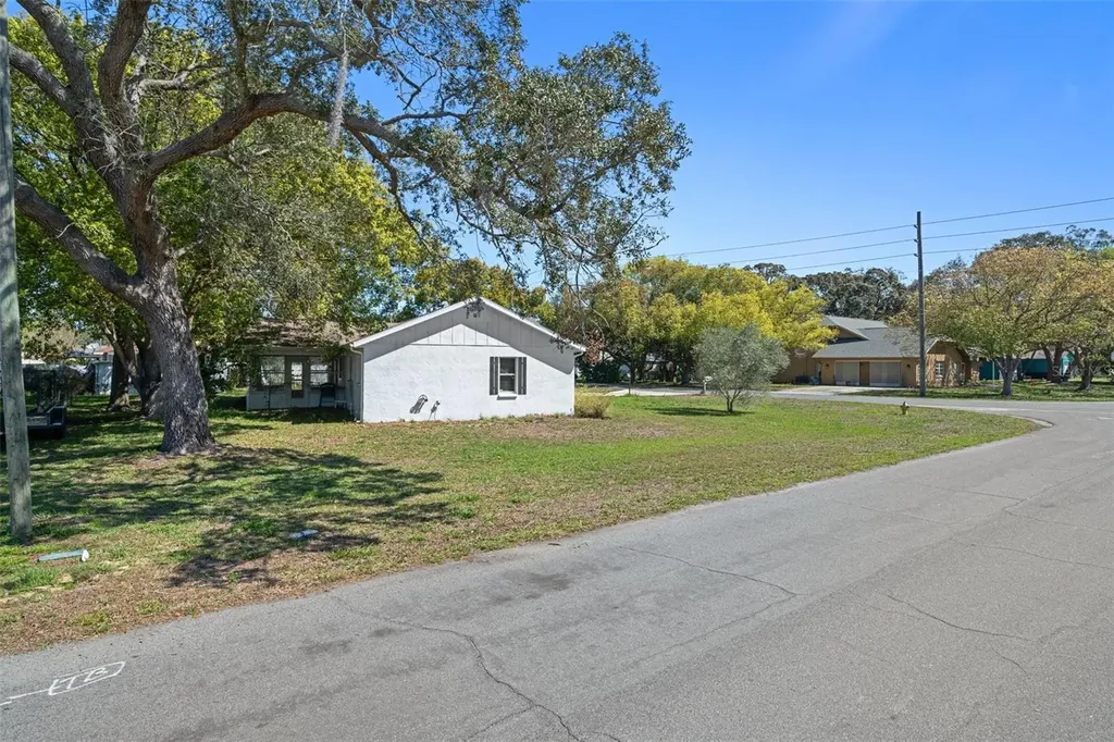 2079 Trenton Avenue Spring Hill FL 34606