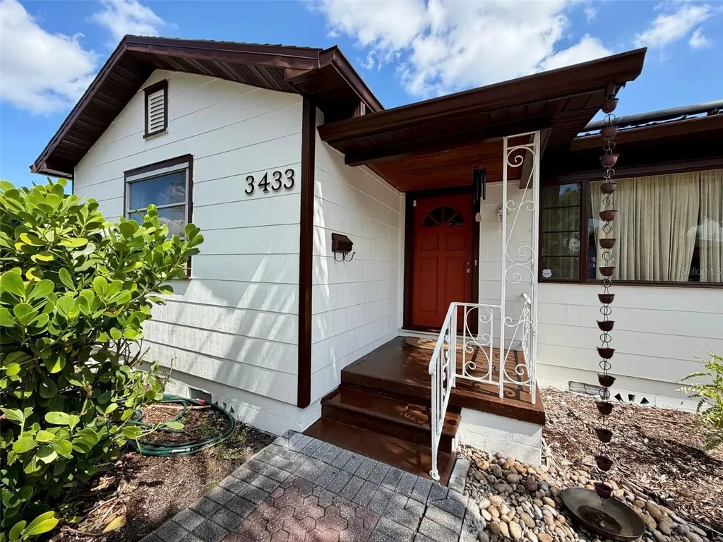 3433 18th Street N St Petersburg FL 33713