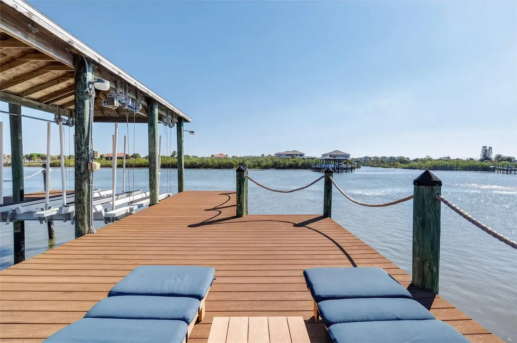 83 S Riverwalk Drive Palm Coast FL 32137