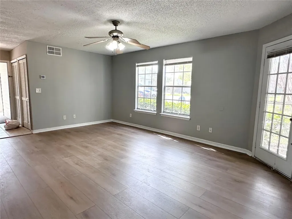 6064 Westgate Drive Orlando FL 32835