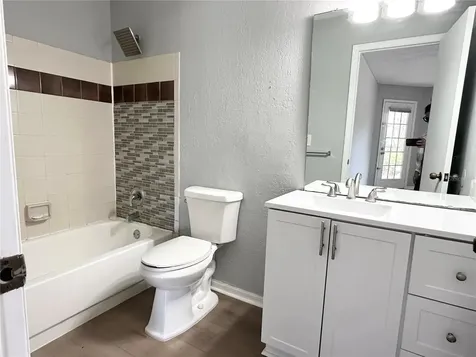 6064 Westgate Drive Orlando FL 32835