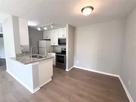 6064 Westgate Drive Orlando FL 32835