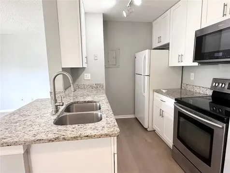 6064 Westgate Drive Orlando FL 32835
