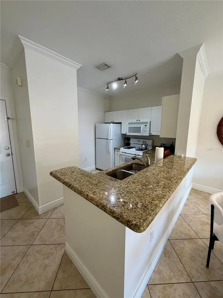 2723 Via Capri Clearwater FL 33764