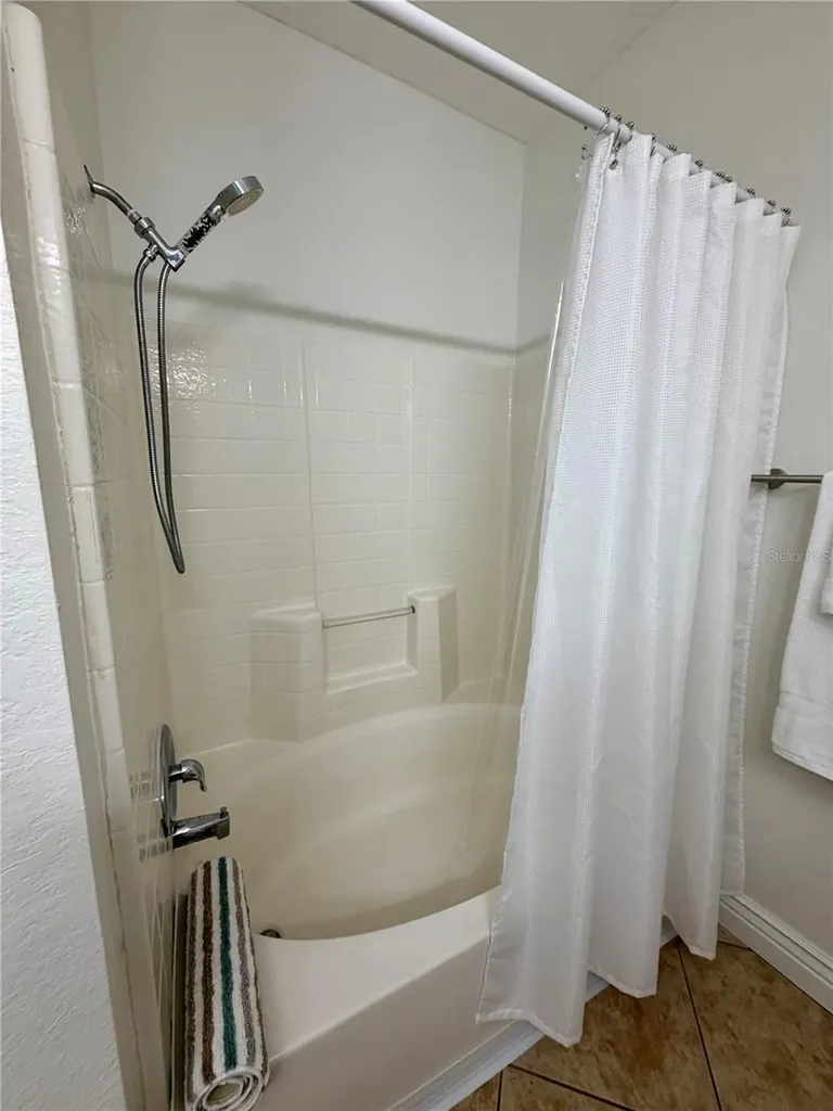2723 Via Capri Clearwater FL 33764