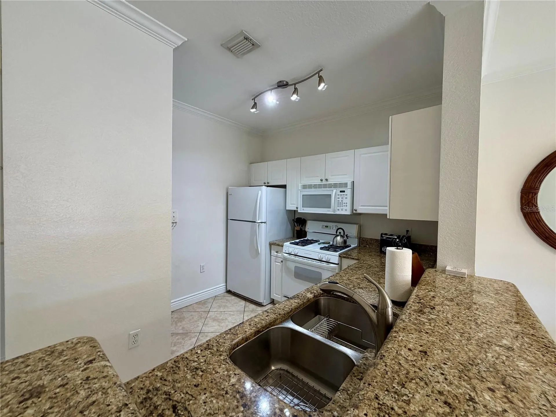 2723 Via Capri Clearwater FL 33764