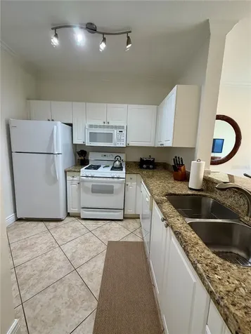 2723 Via Capri Clearwater FL 33764
