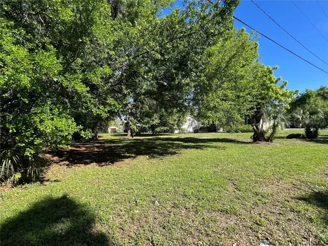 10105 N 16 Street Tampa FL 33612