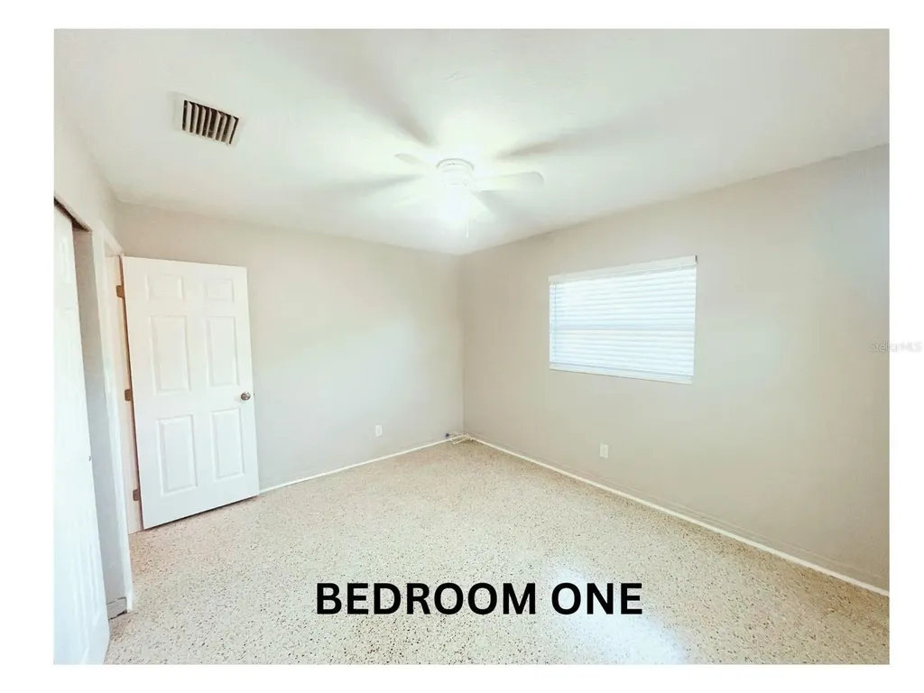 5841 4th Avenue N St Petersburg FL 33710
