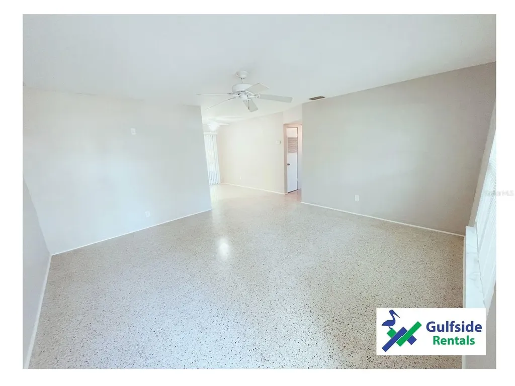 5841 4th Avenue N St Petersburg FL 33710