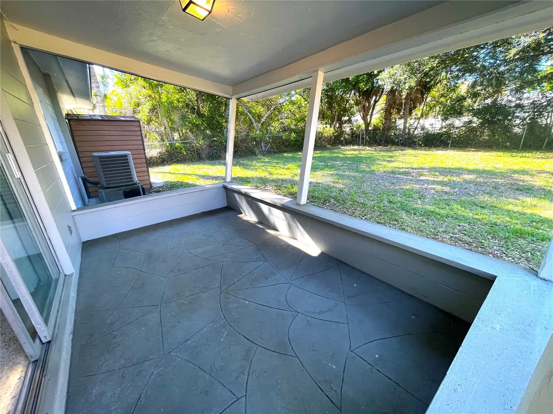 5841 4th Avenue N St Petersburg FL 33710