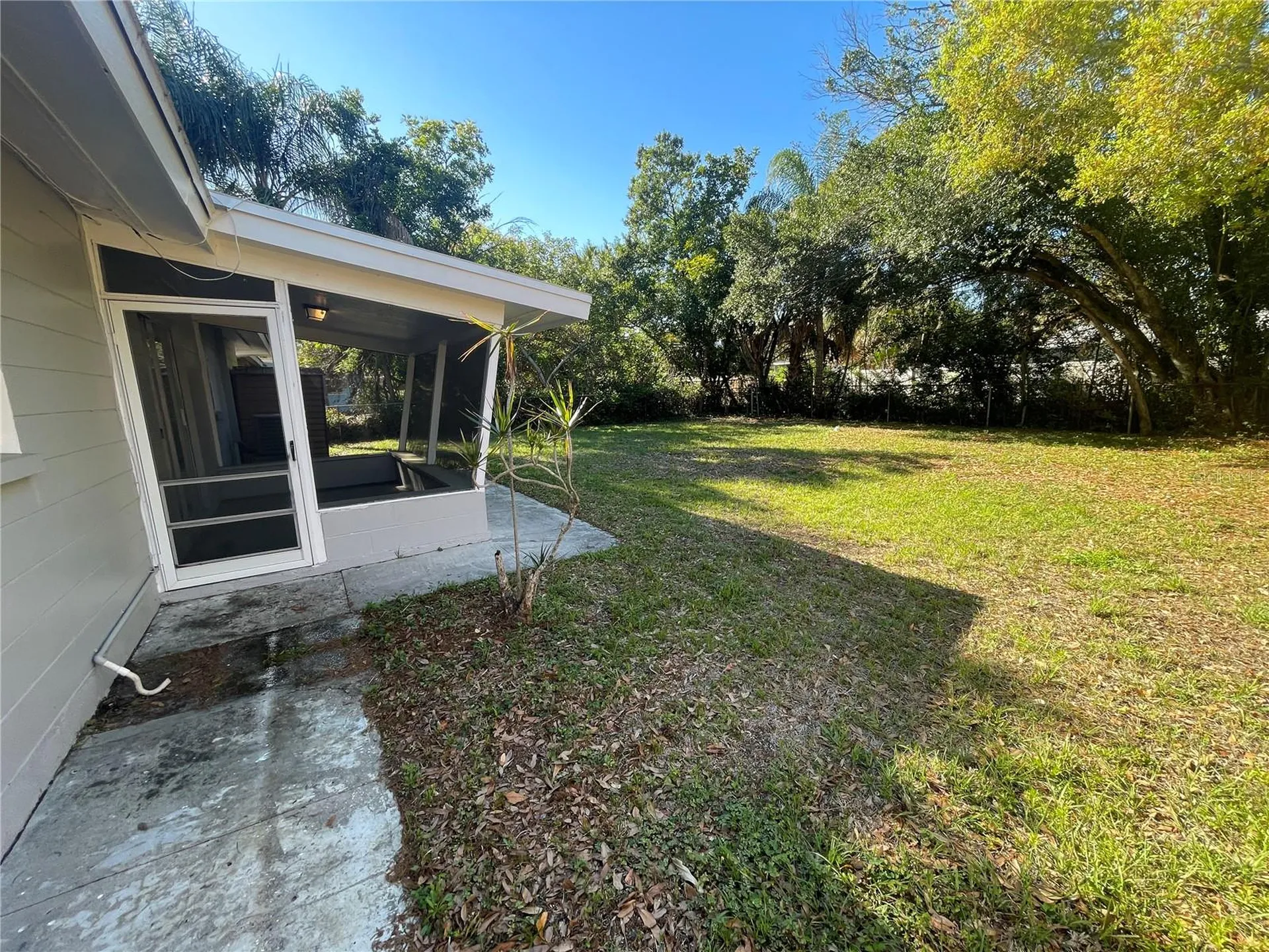 5841 4th Avenue N St Petersburg FL 33710