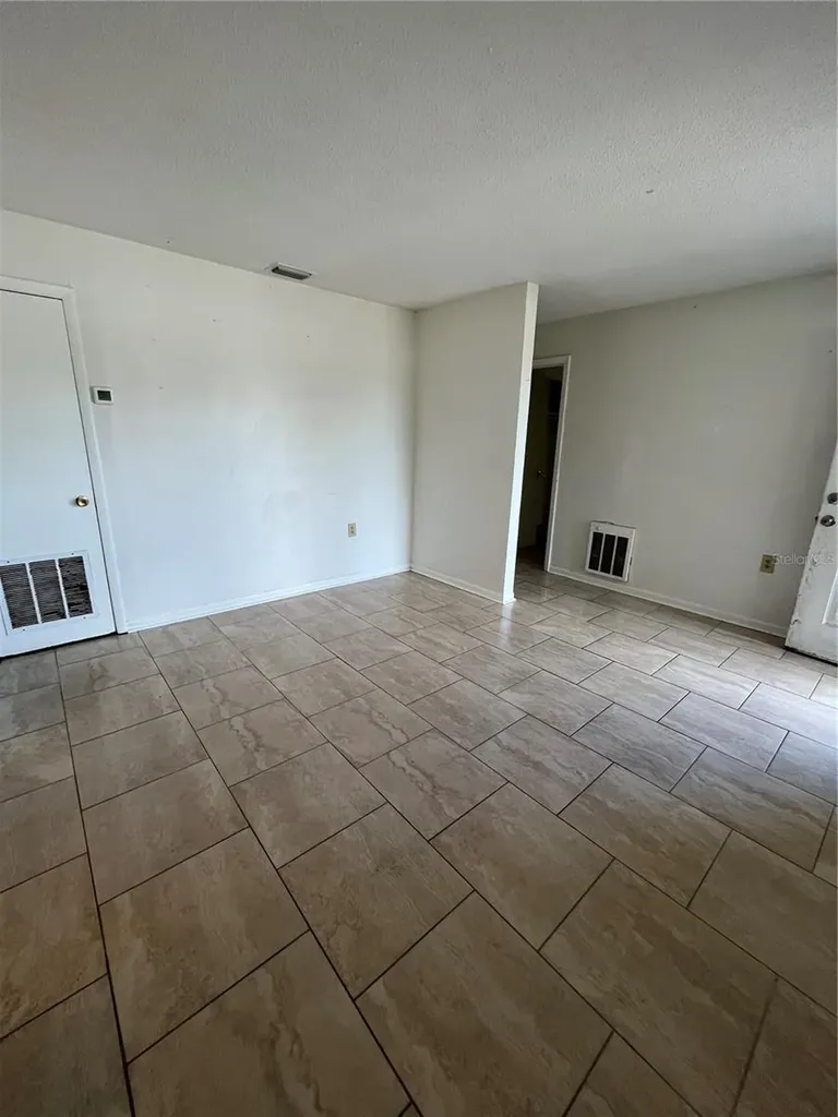 4203 Clarinda Street Orlando FL 32811
