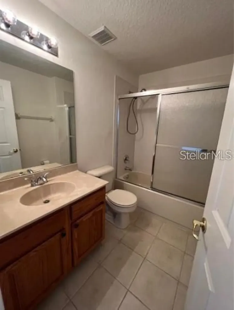 10216 Dolce Vista Drive NE St Petersburg FL 33702