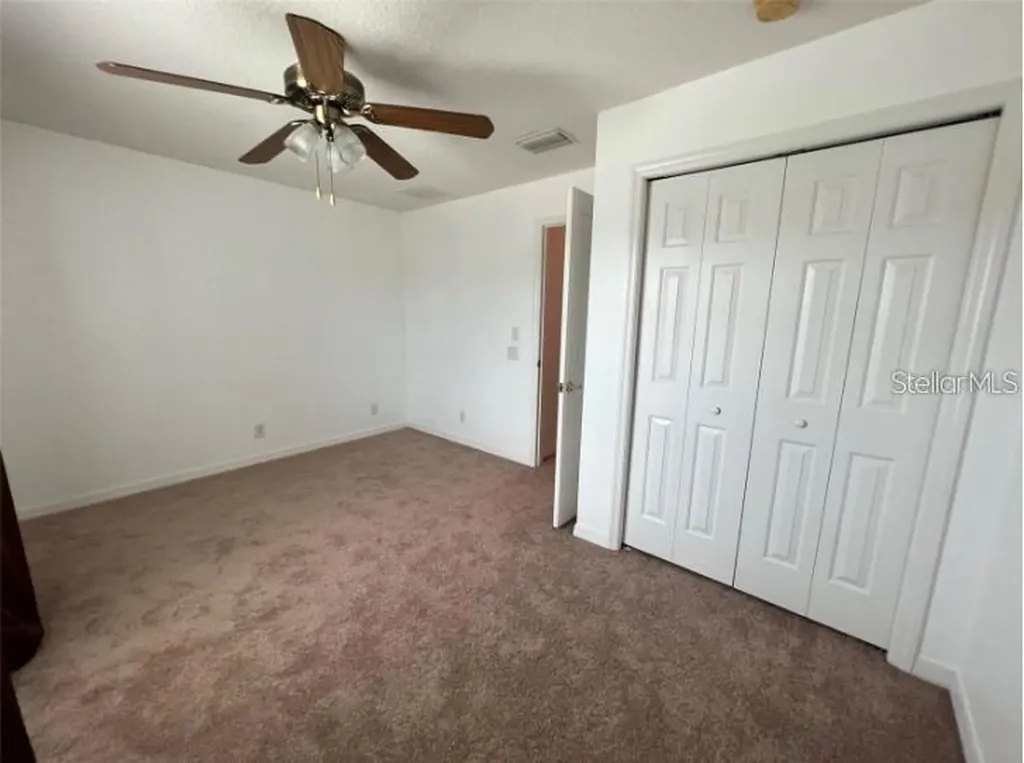 10216 Dolce Vista Drive NE St Petersburg FL 33702