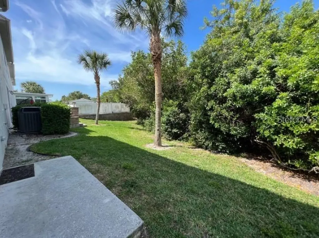 10216 Dolce Vista Drive NE St Petersburg FL 33702