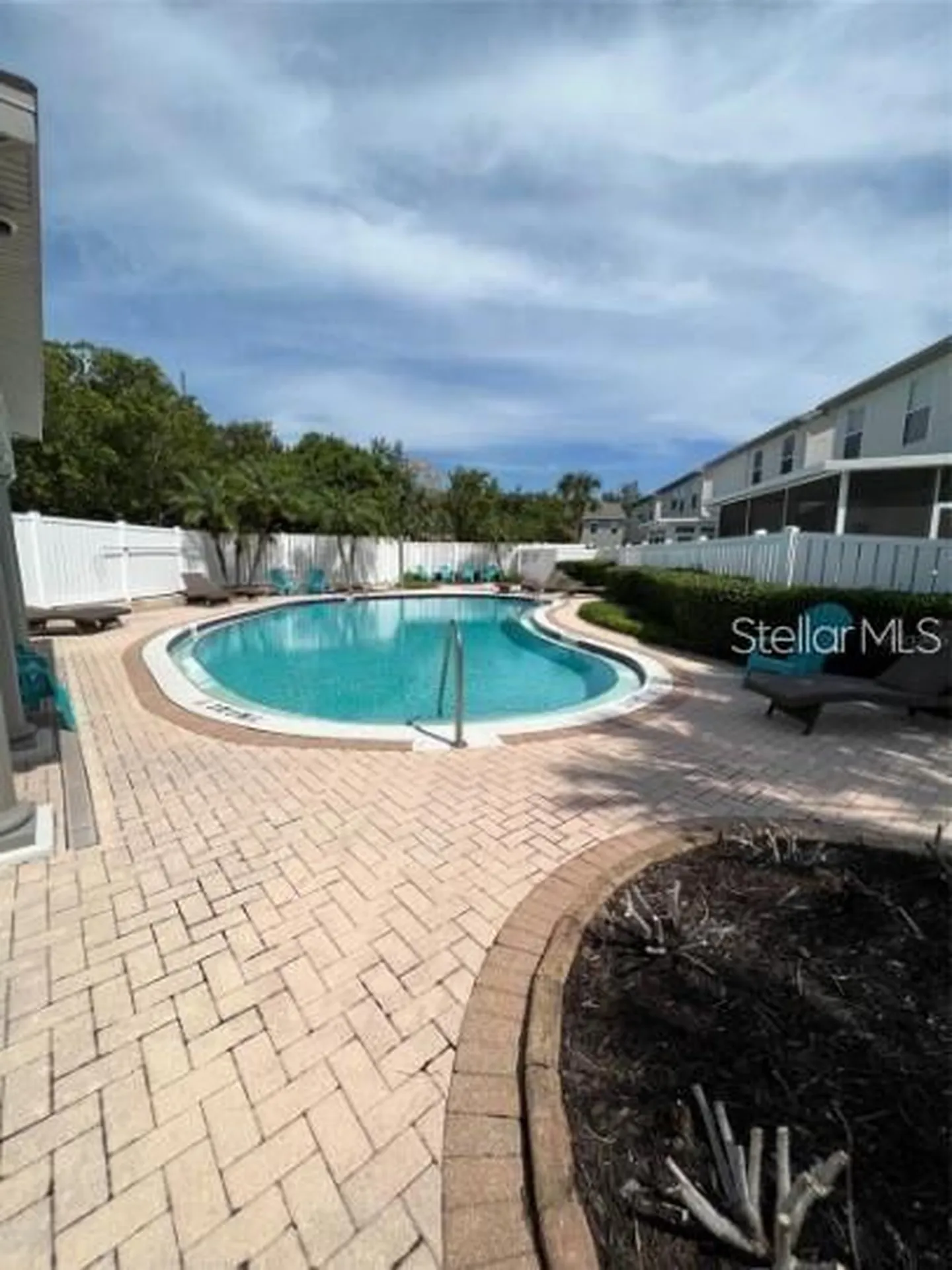10216 Dolce Vista Drive NE St Petersburg FL 33702