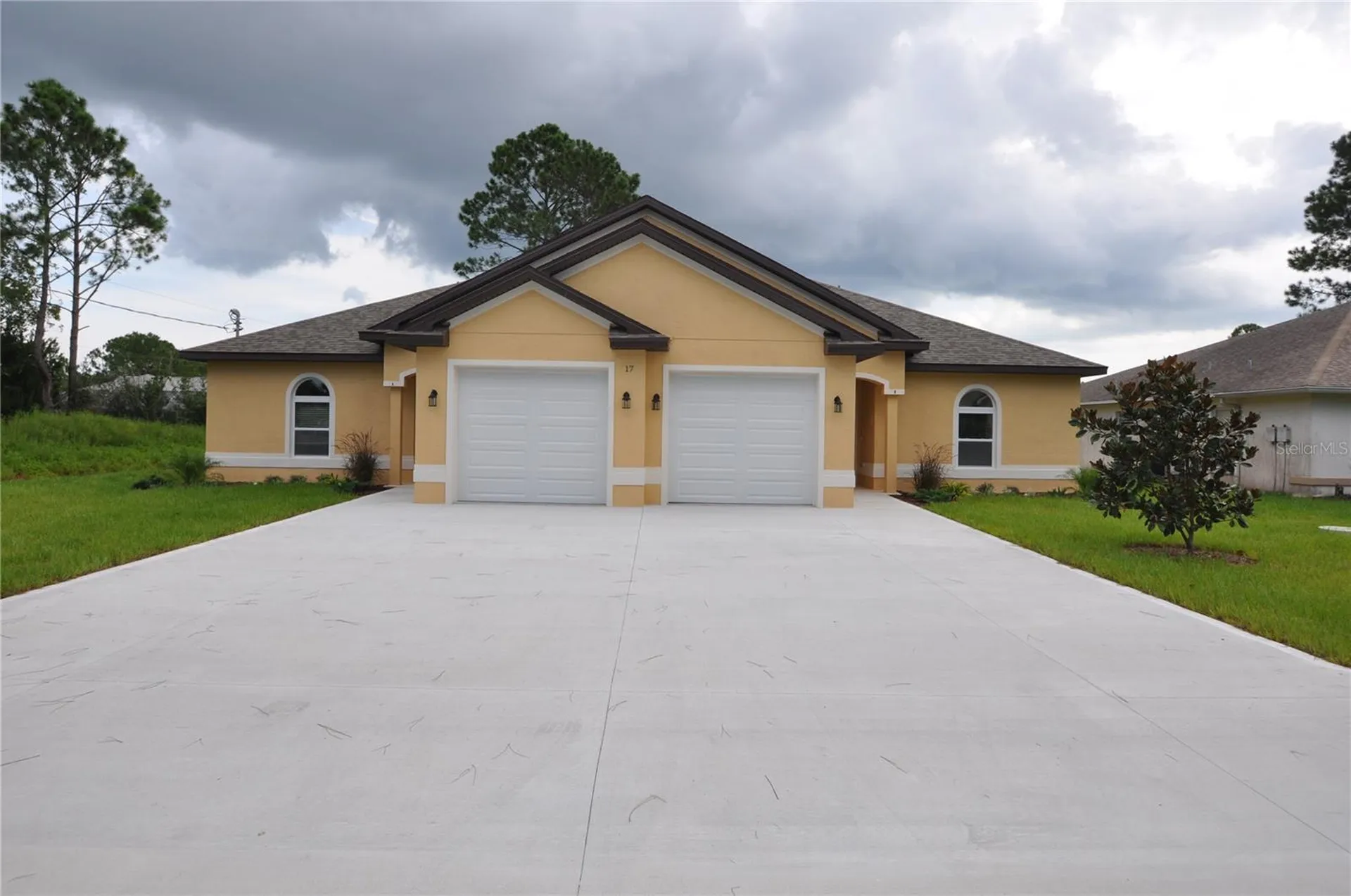 17 Rainbow Lane Palm Coast FL 32164