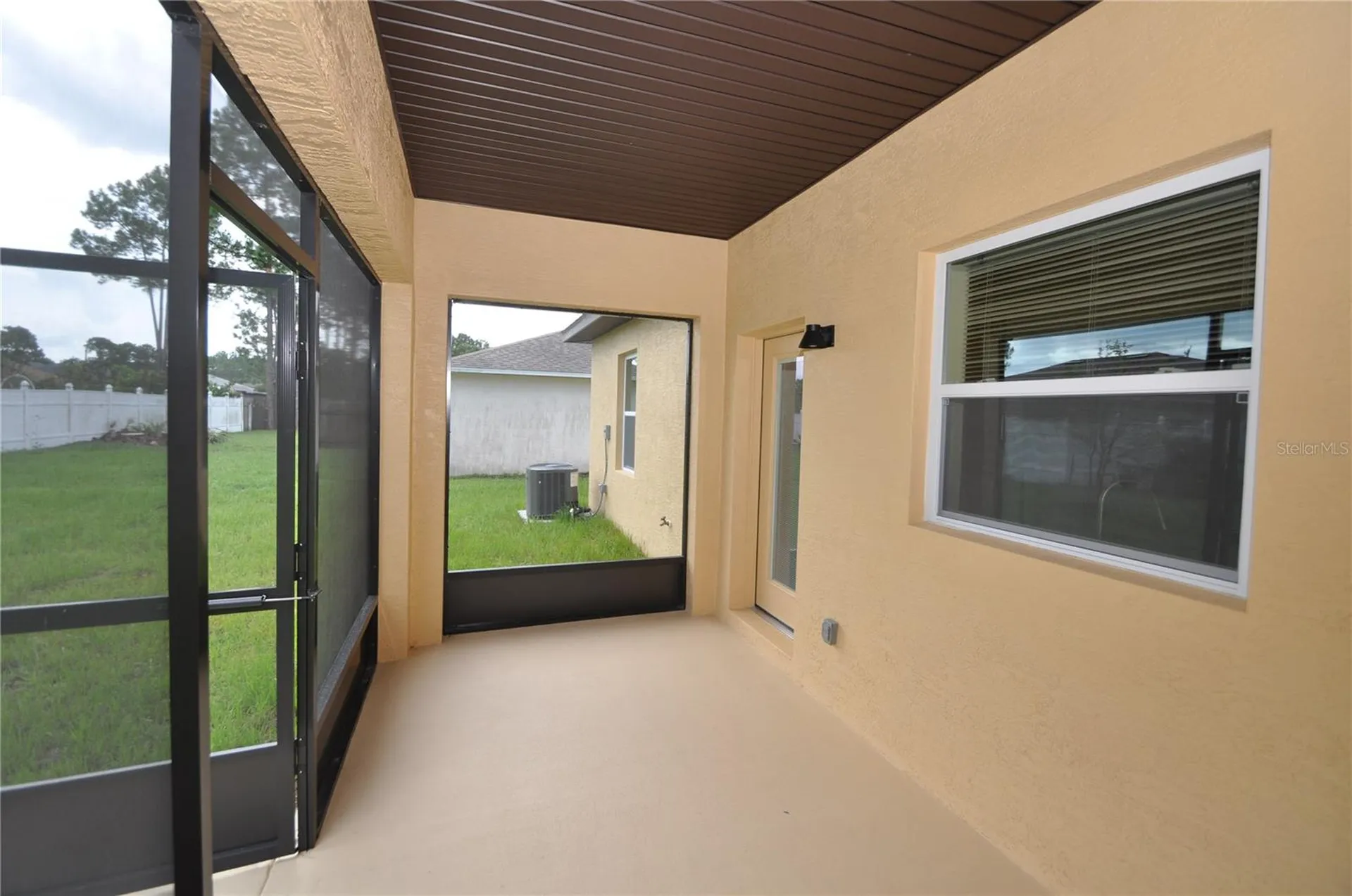 17 Rainbow Lane Palm Coast FL 32164