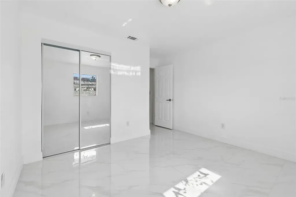 5803 Tampa Shores Boulevard Tampa FL 33615