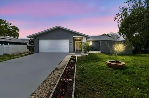5803 Tampa Shores Boulevard Tampa FL 33615