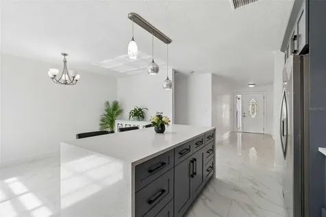 5803 Tampa Shores Boulevard Tampa FL 33615