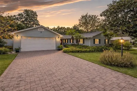 2102 W Kyra Drive Tampa FL 33612