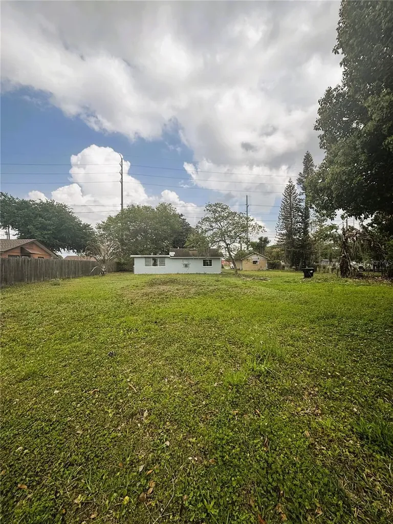 834 Oberry Hoover Road Orlando FL 32825
