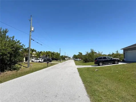 9180 Spring Circle Port Charlotte FL 33981