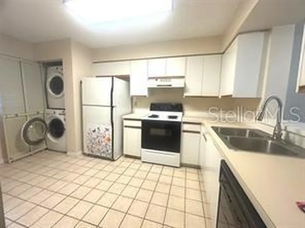800 Cove Cay Drive Clearwater FL 33760