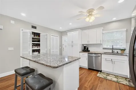 2254 Norwegian Drive Clearwater FL 33763